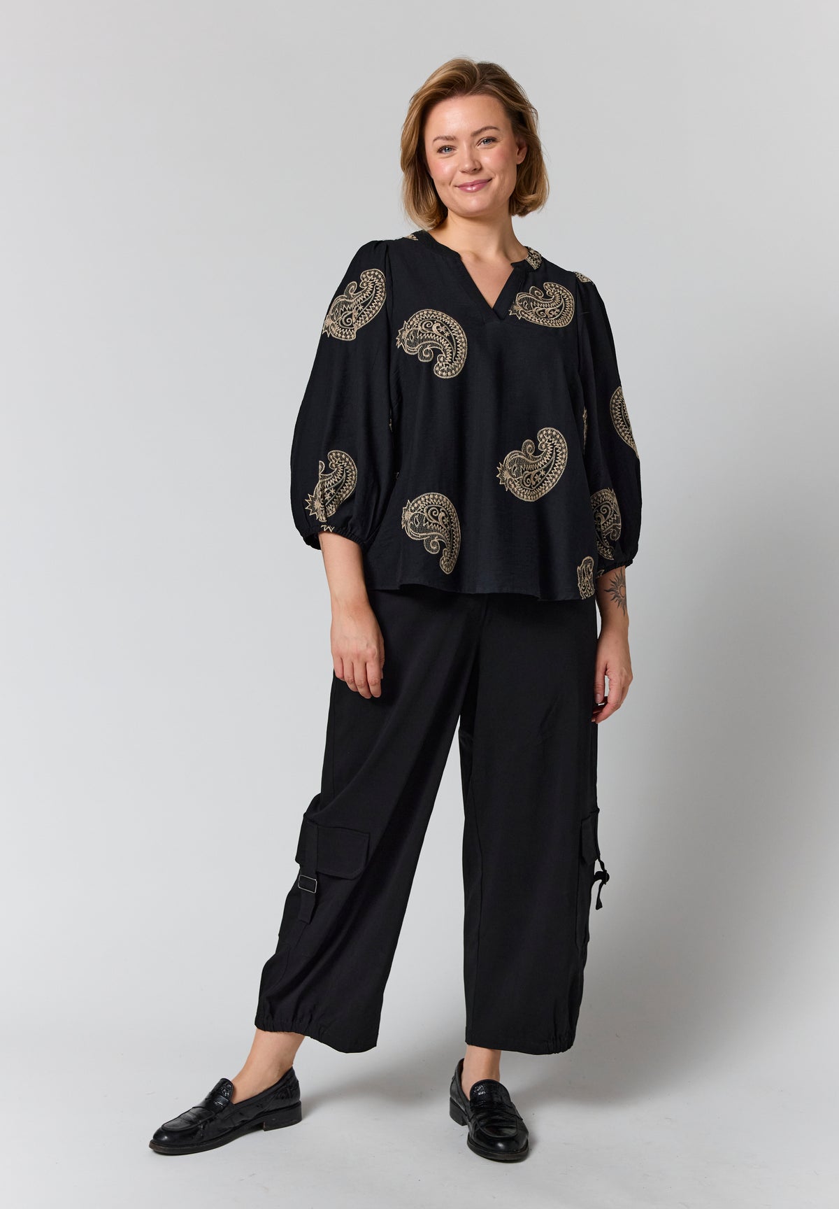 GOZZIP Paisley Print Blouse