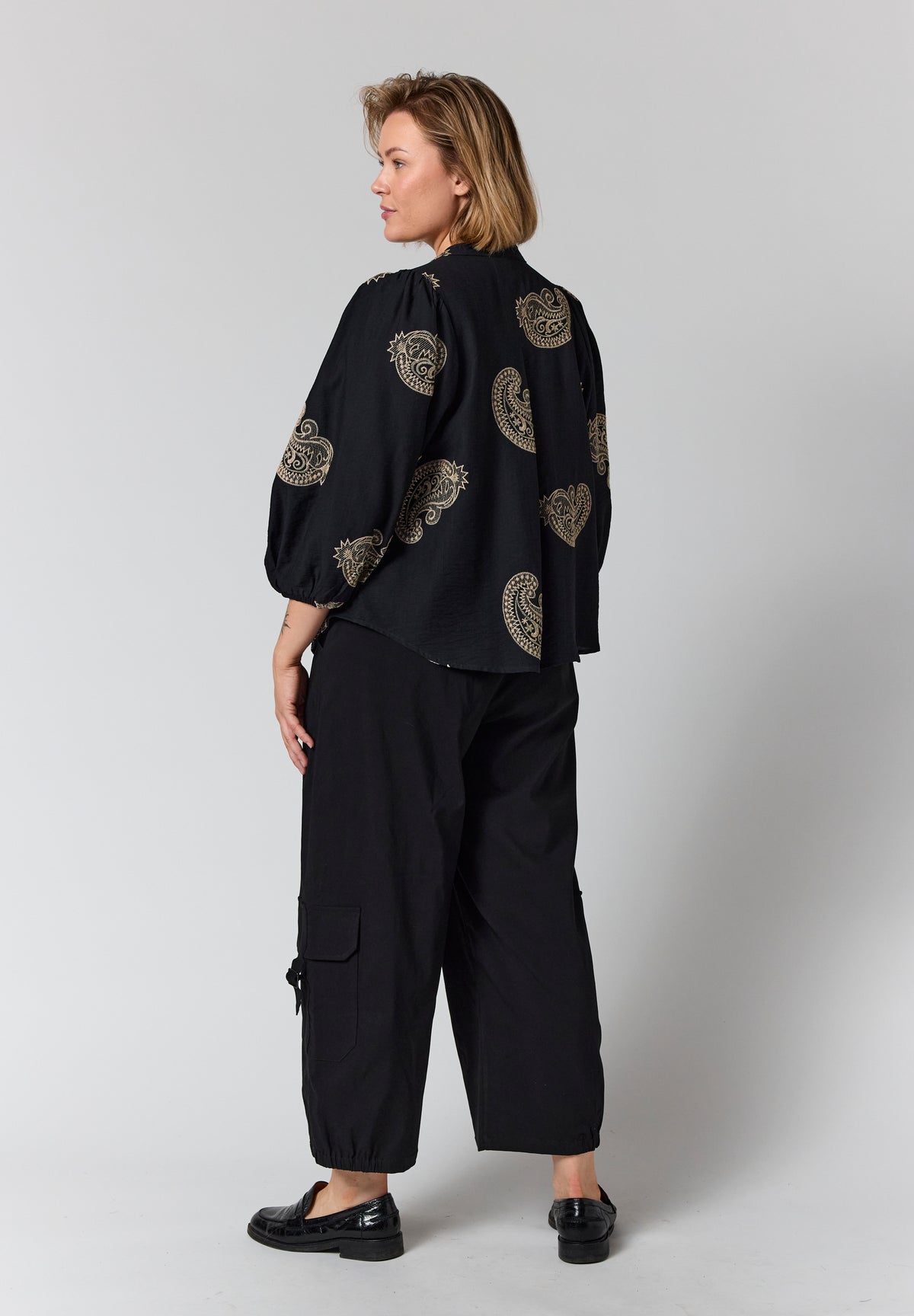 GOZZIP Paisley Print Blouse