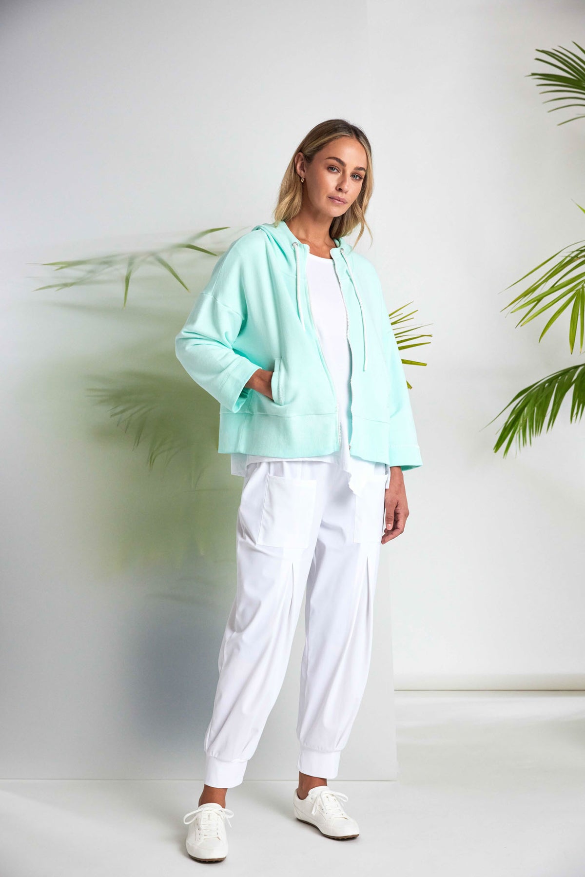 NAYA Front Pocket Tech Trouser