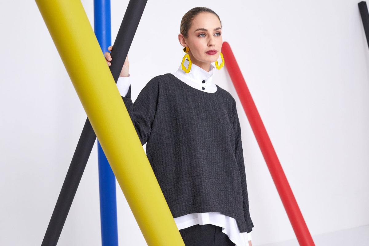 NAYA Single Hem Pocket Crinkle Top