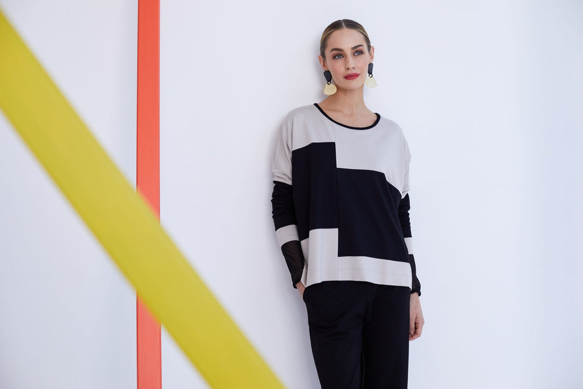 NAYA Contrast Block Top