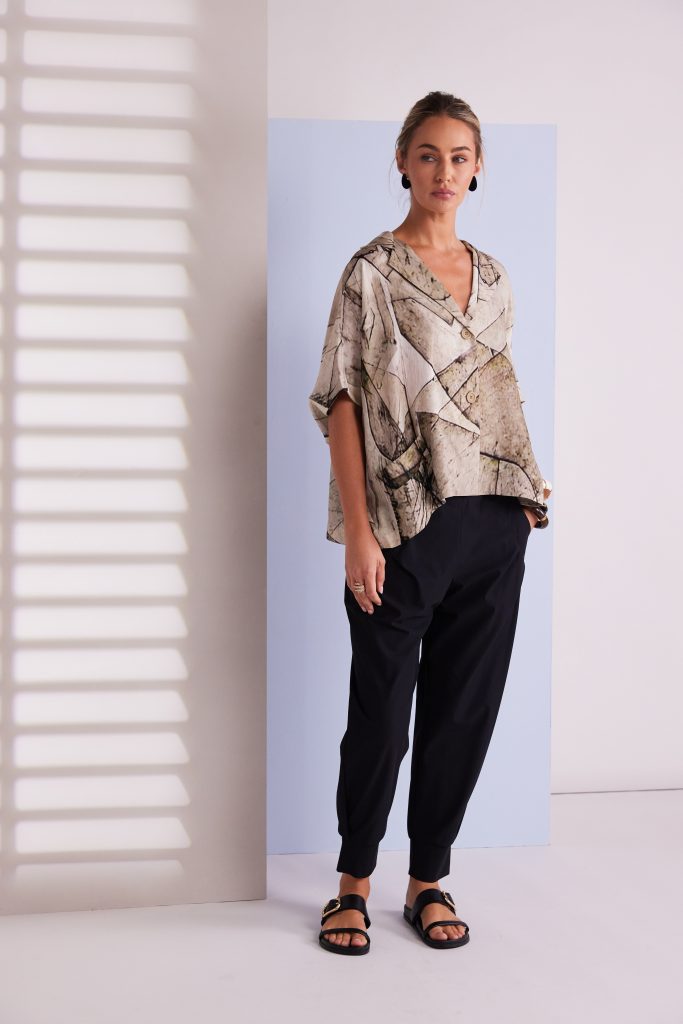 NAYA Tuck Trouser