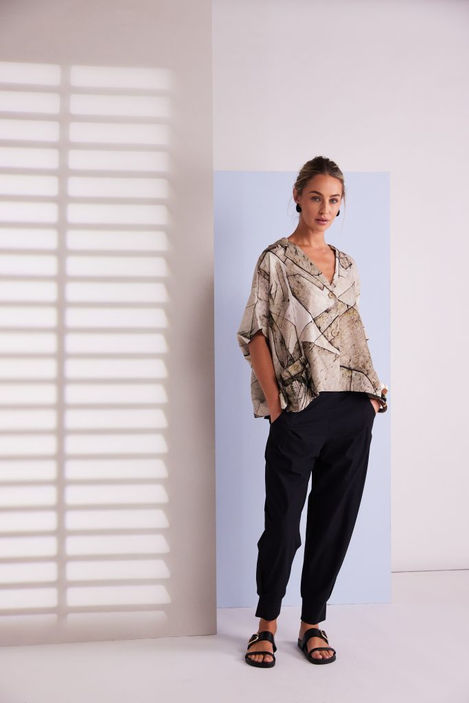 NAYA Tuck Trouser