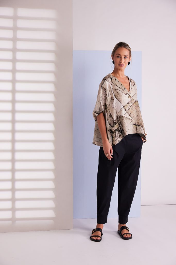 NAYA Tuck Trouser