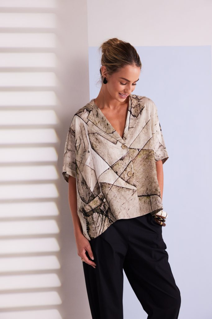 NAYA Tuck Trouser