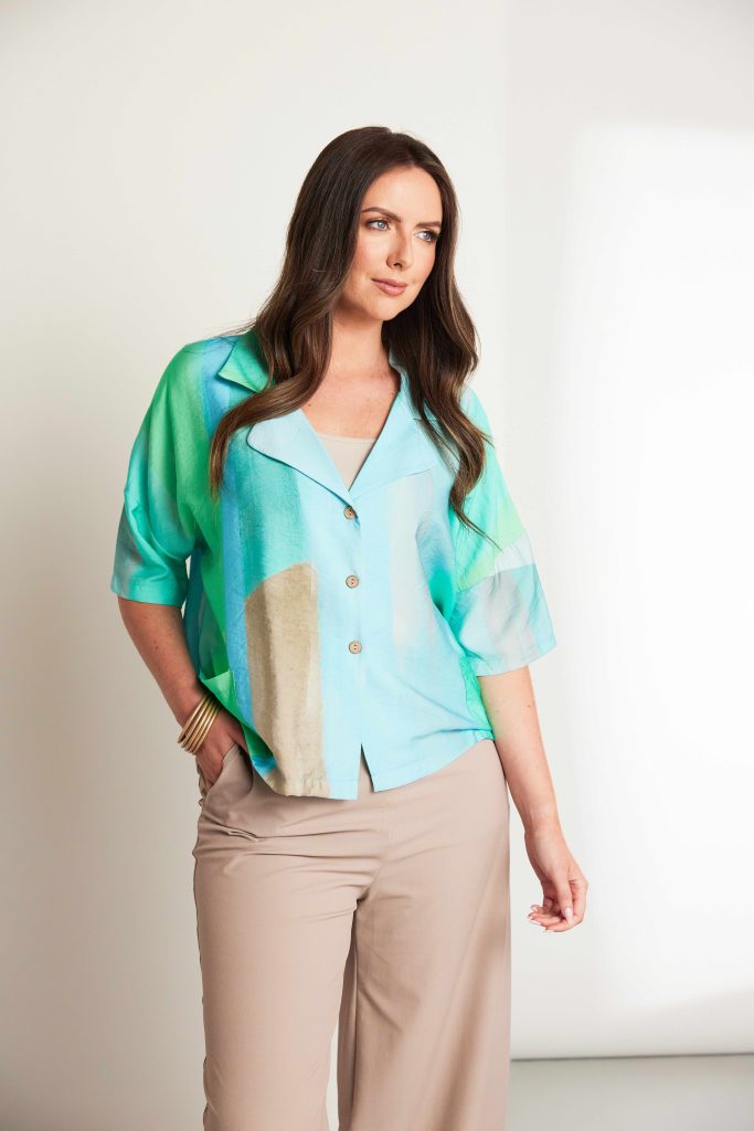 ORA Button Print Shirt