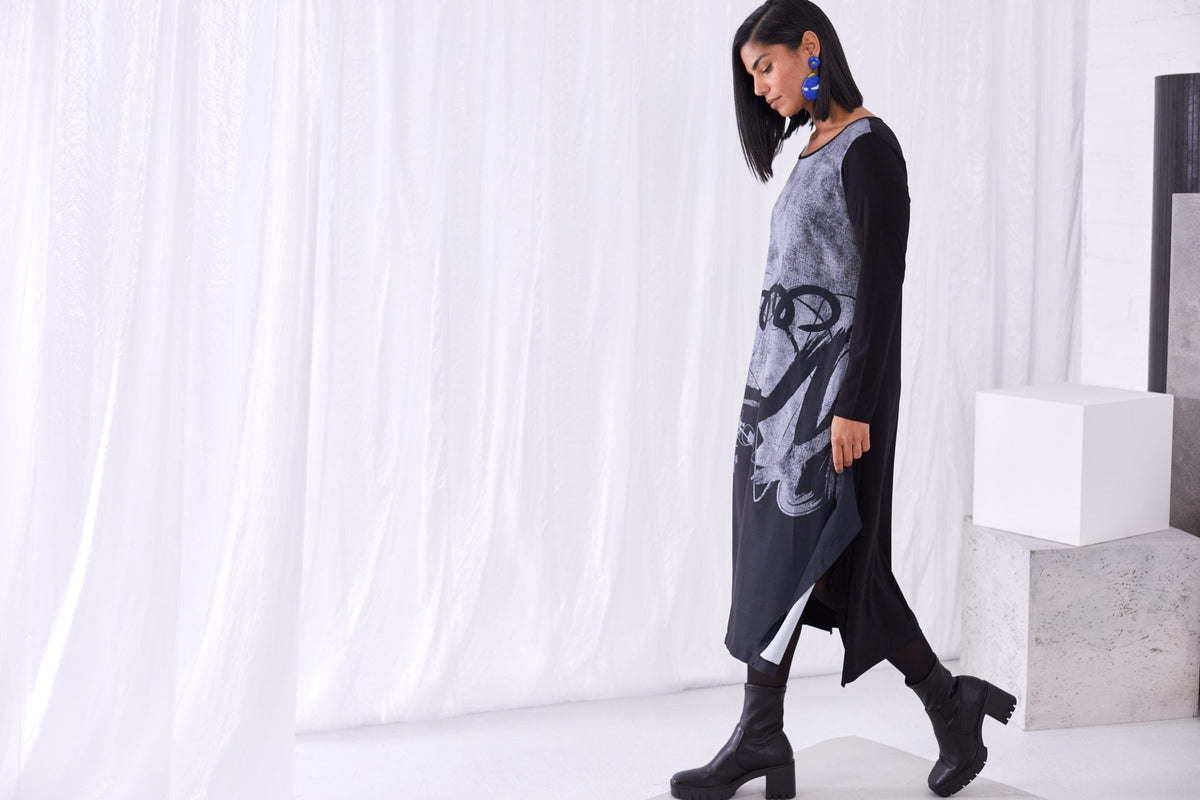 ORA Squiggle Print Dress