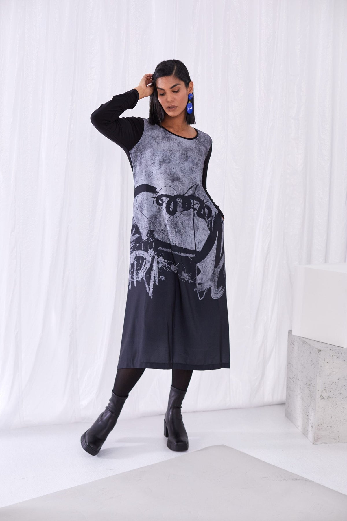 ORA Squiggle Print Dress