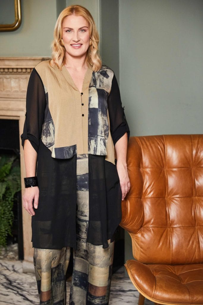 ORA Mesh Long Jacket