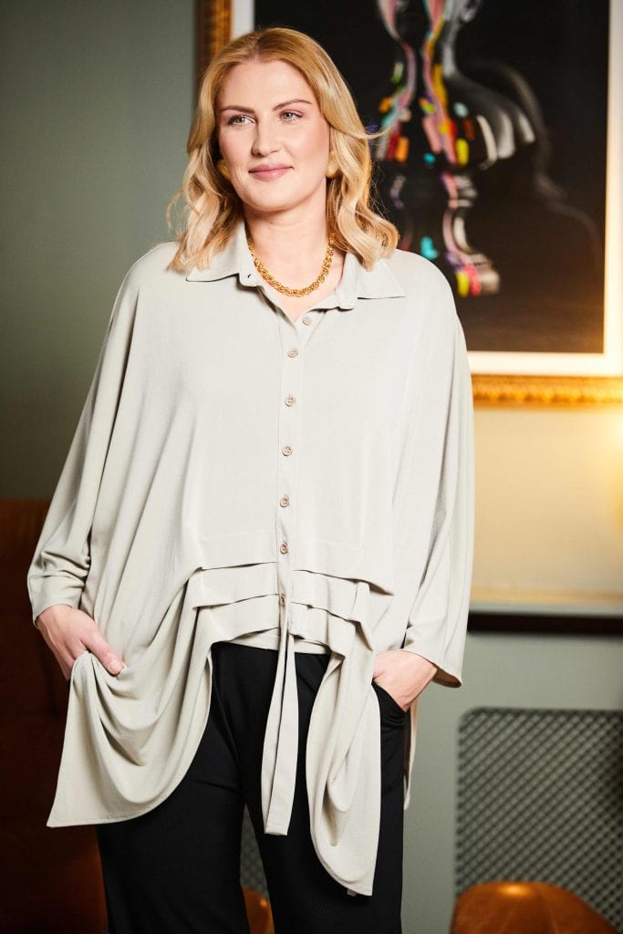 ORA Ruched Pleat Shirt
