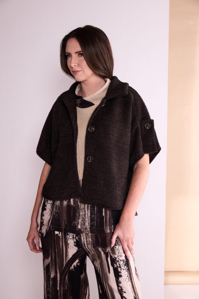 ORA Short Jacket