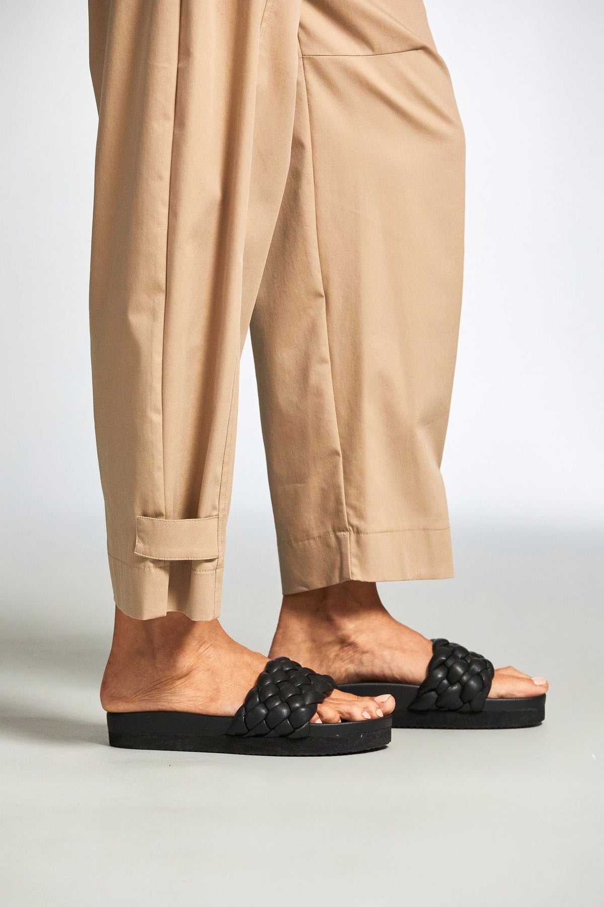 PERUZZI Cotton Seam Tab End Trouser