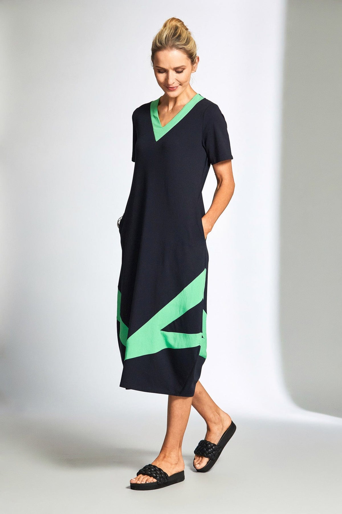 PERUZZI Contrast Triangle Dress