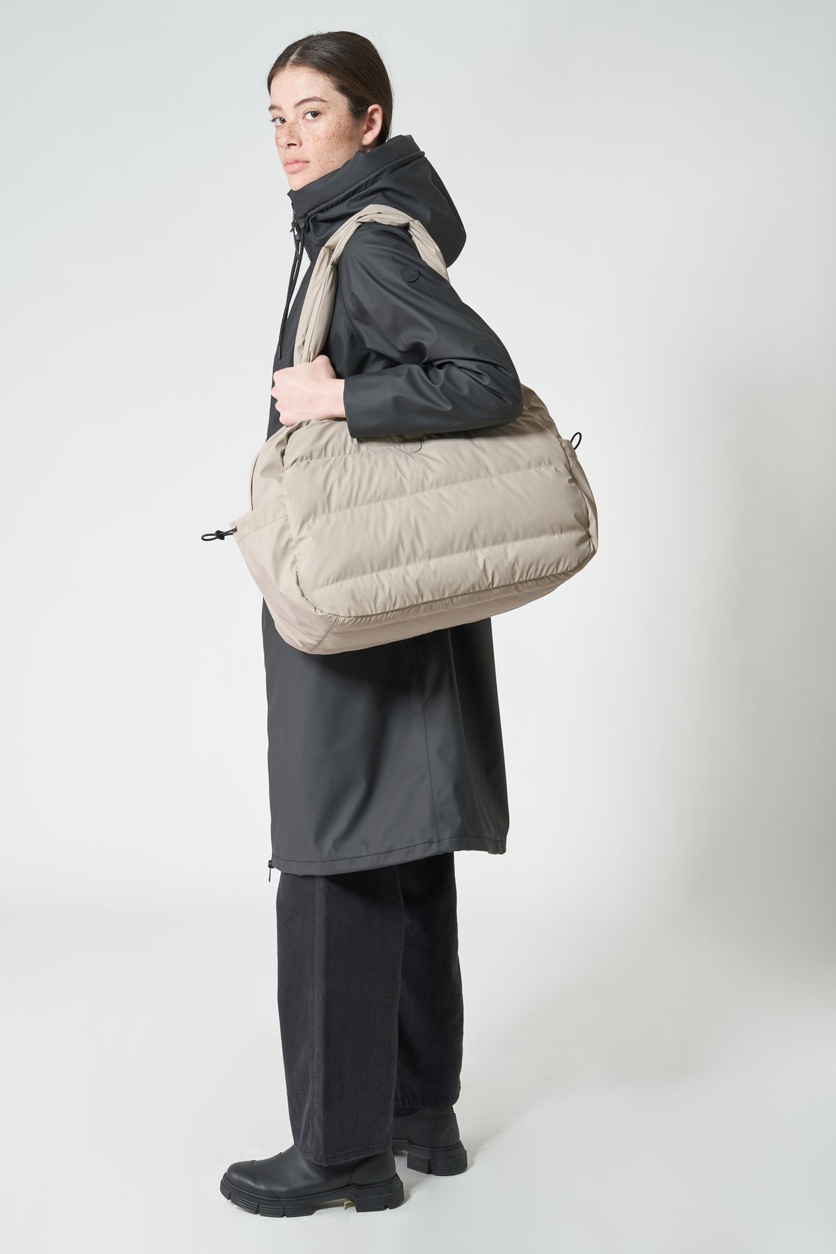 TANTÄ Rounded Waterproof Puffa Bag