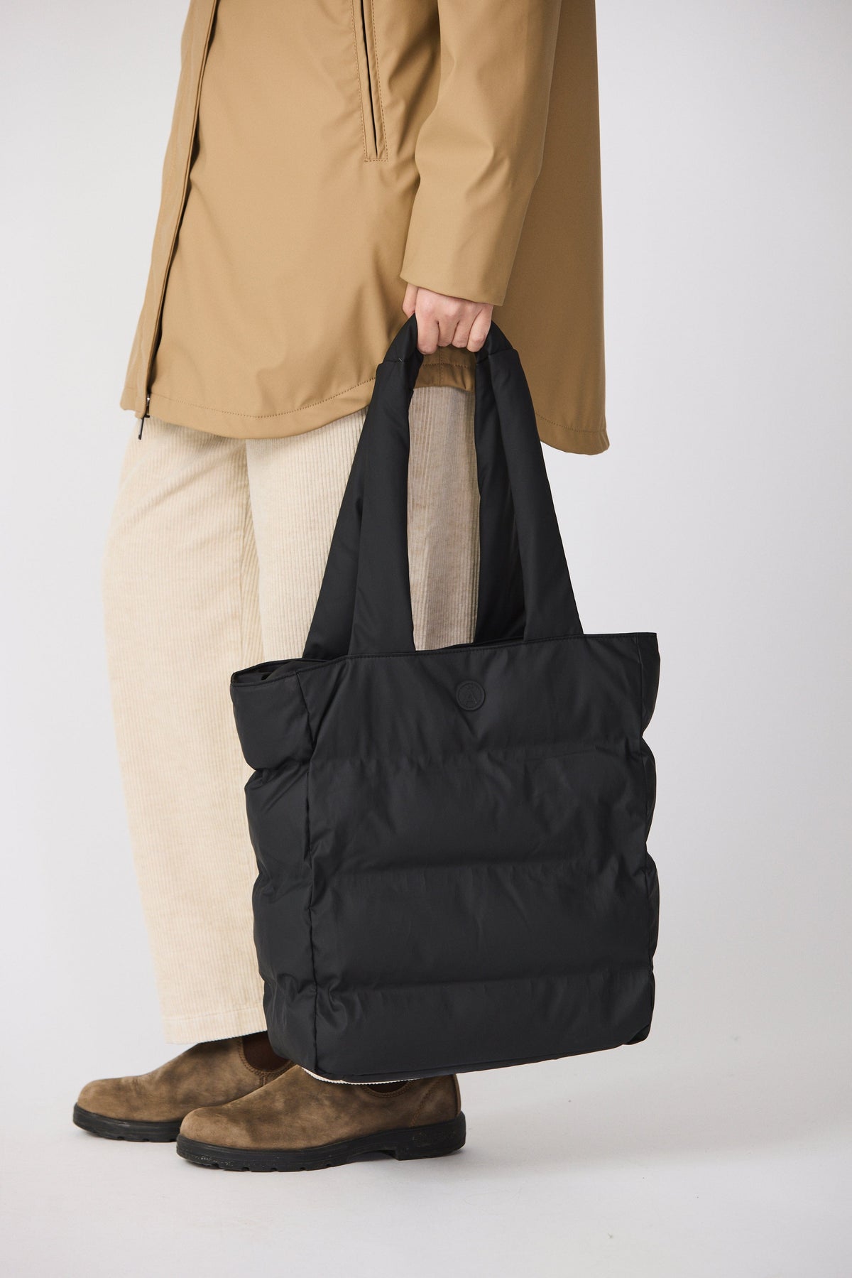TANTÄ Long Quilted Waterproof Bag