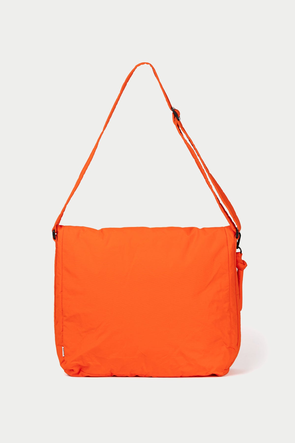 TANTÄ Large Waterproof Mailbag