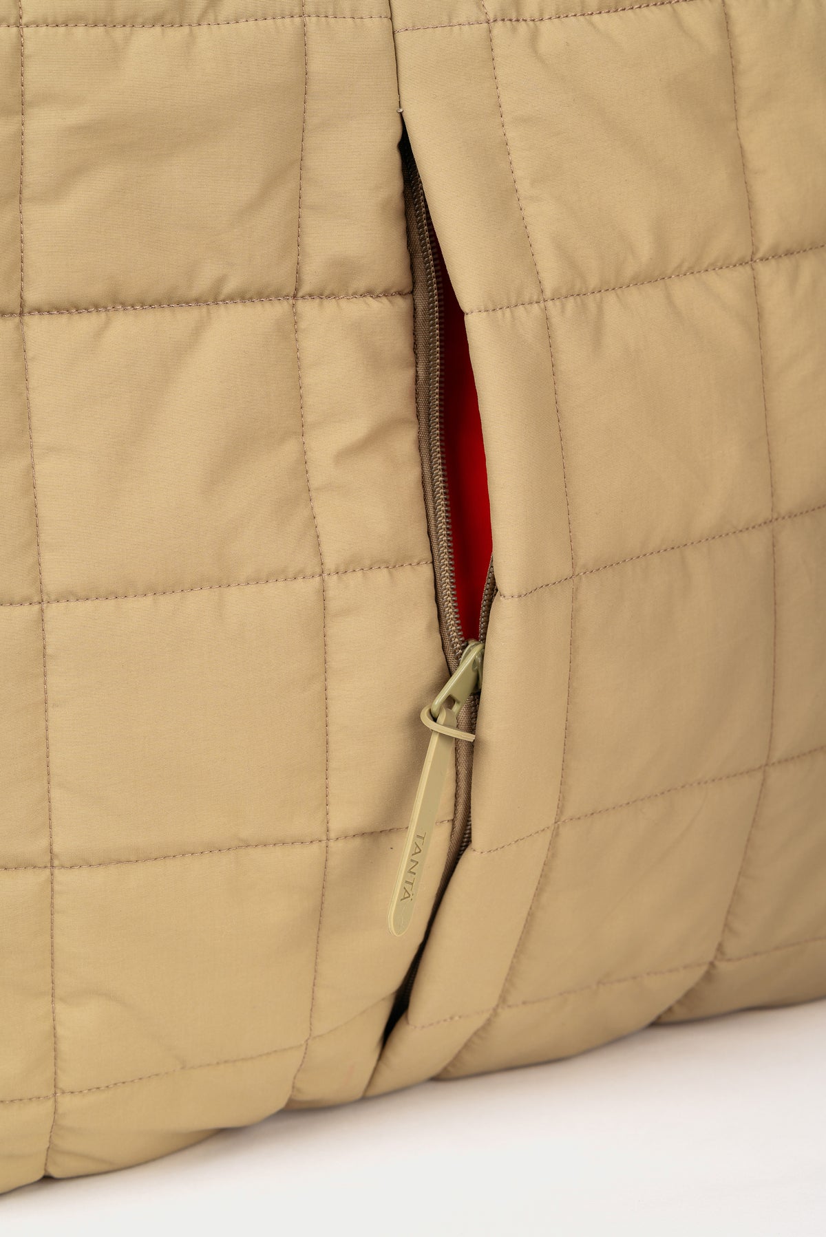 TANTÄ Waterproof Square Quilt Bag