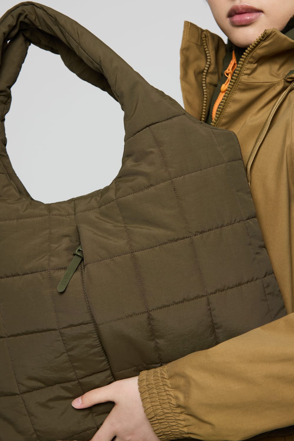 TANTÄ Waterproof Square Quilt Bag