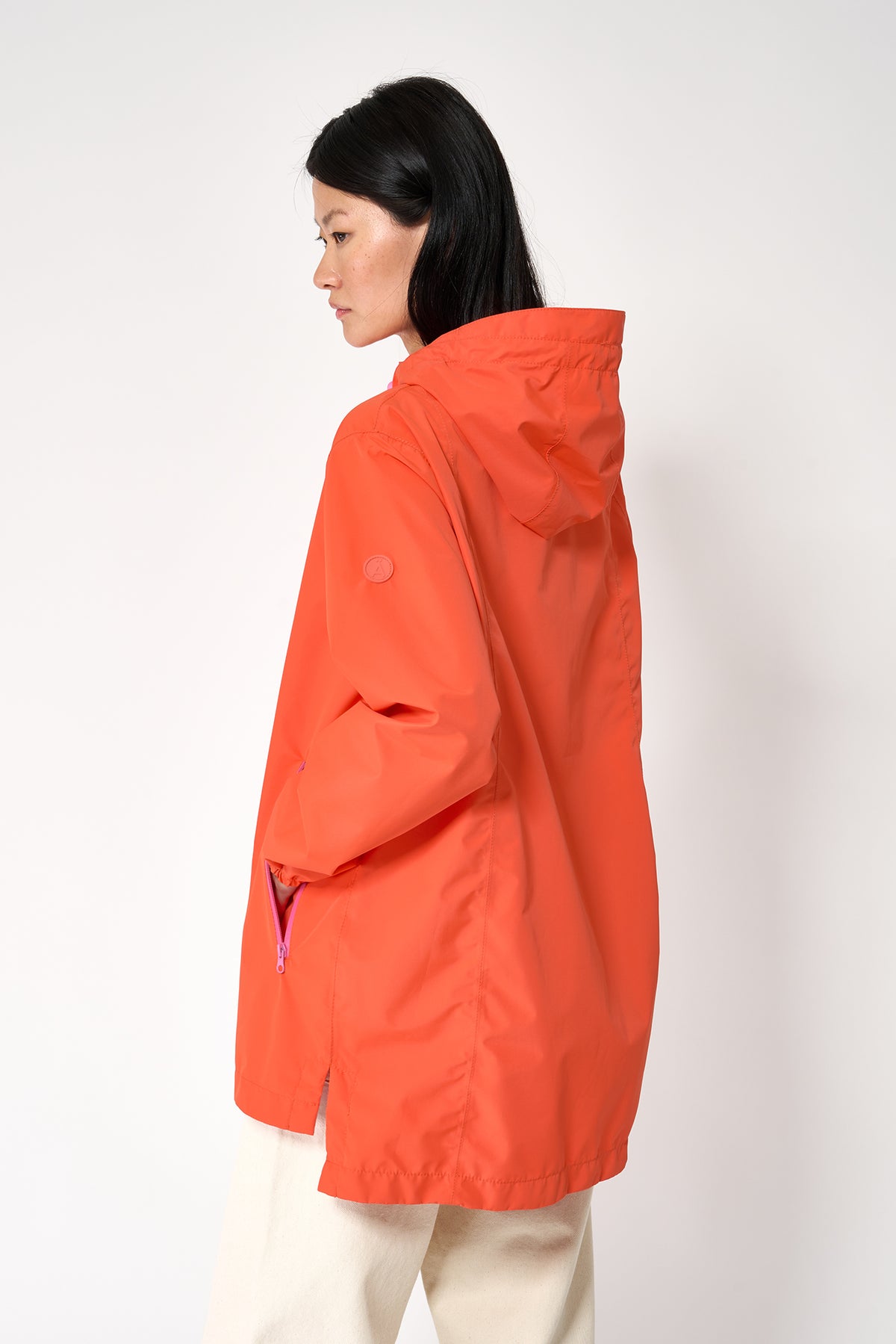 TANTÄ Contrast Zip Waterproof Raincoat