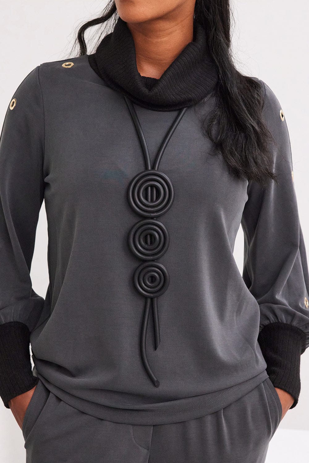 Sorcha Black Necklace