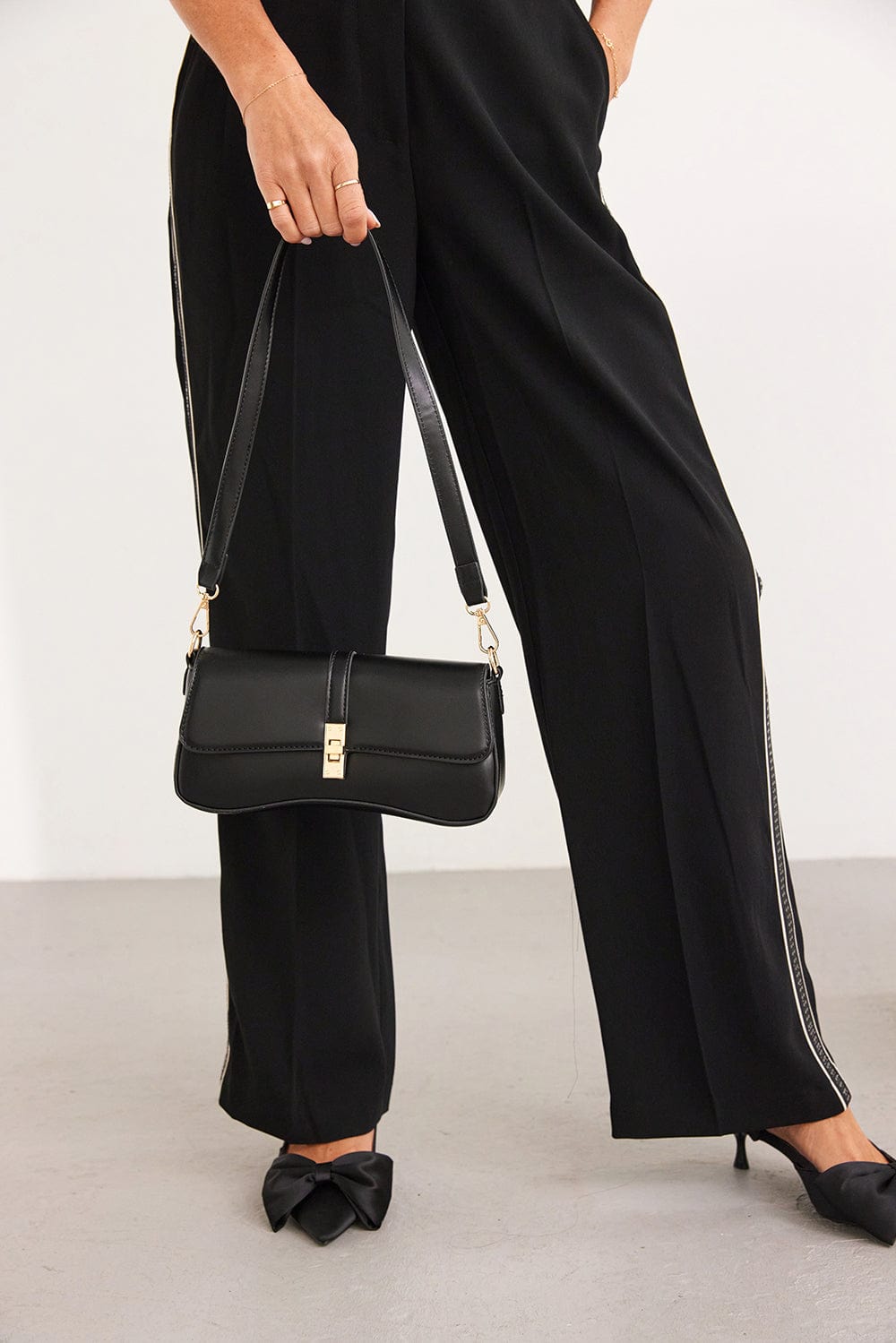 Naoise Shoulder Bag