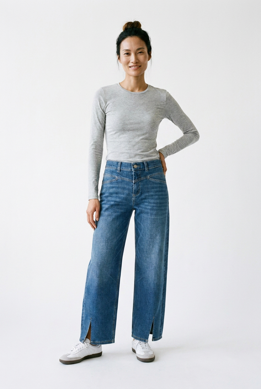 Anna Montana Distressed Jean